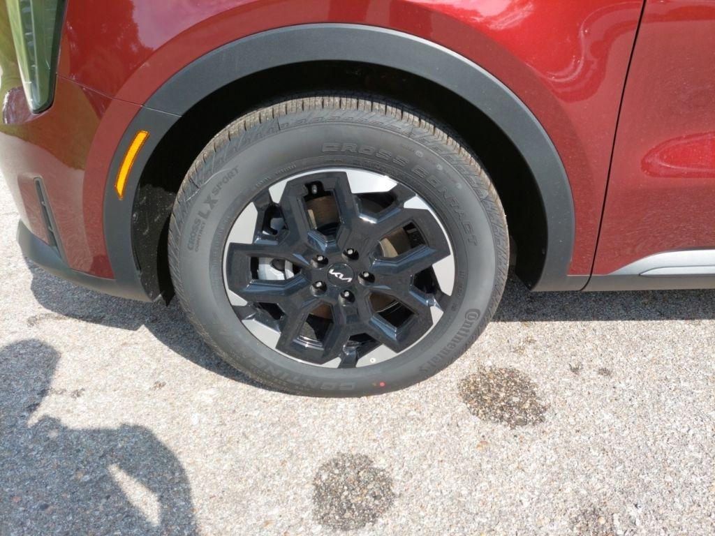 new 2025 Kia Sorento car, priced at $36,735