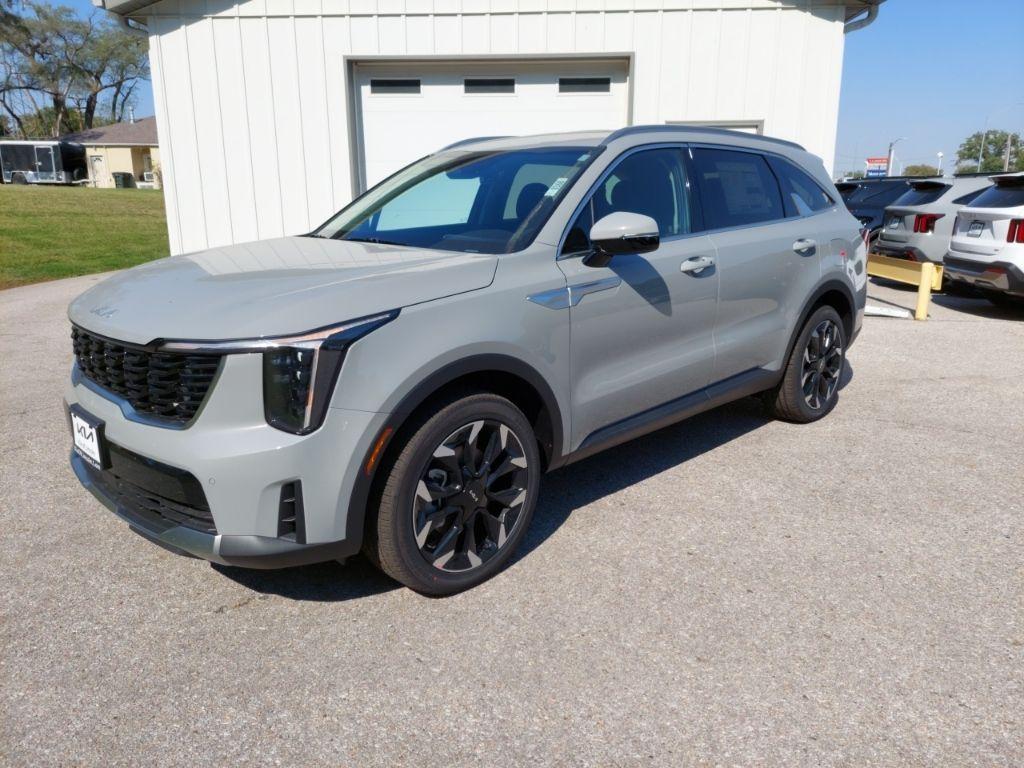new 2026 Kia Sorento car, priced at $42,155