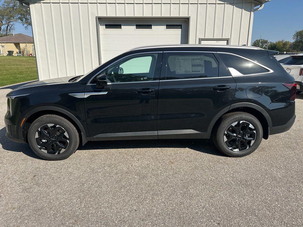 new 2025 Kia Sorento car, priced at $38,412