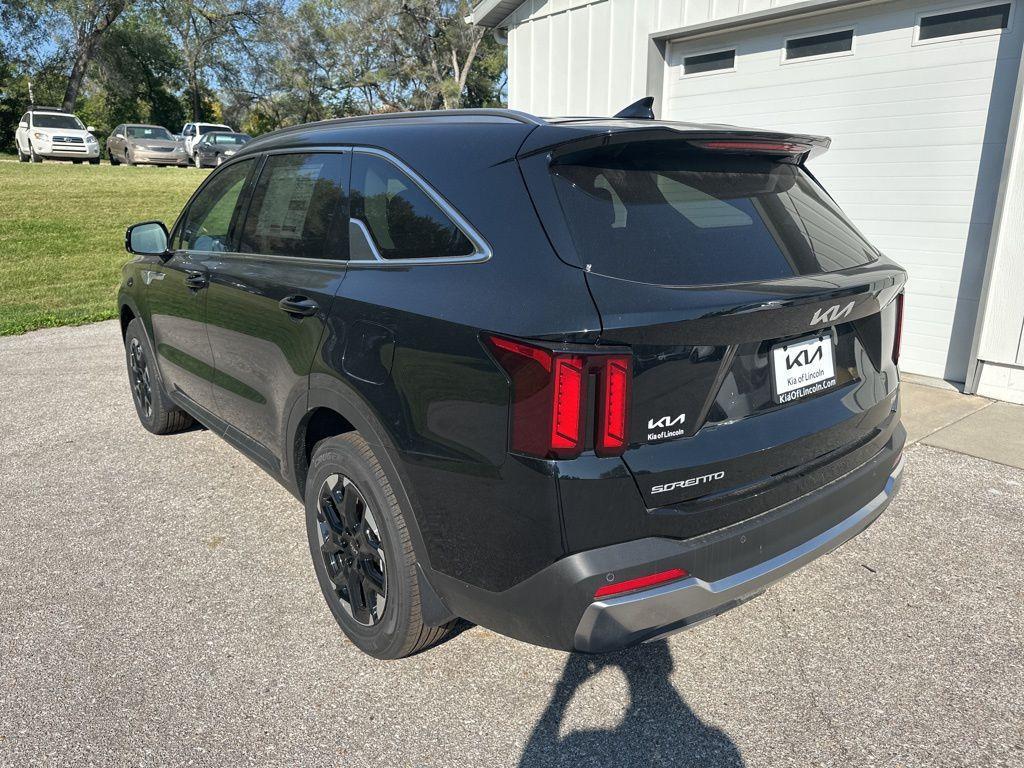 new 2025 Kia Sorento car, priced at $38,412