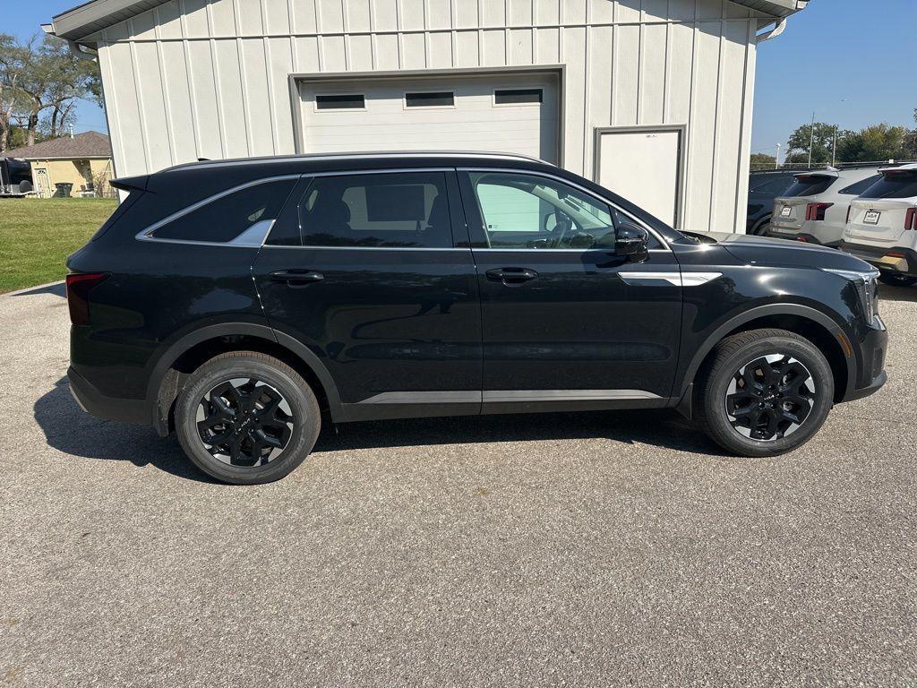 new 2025 Kia Sorento car, priced at $38,412