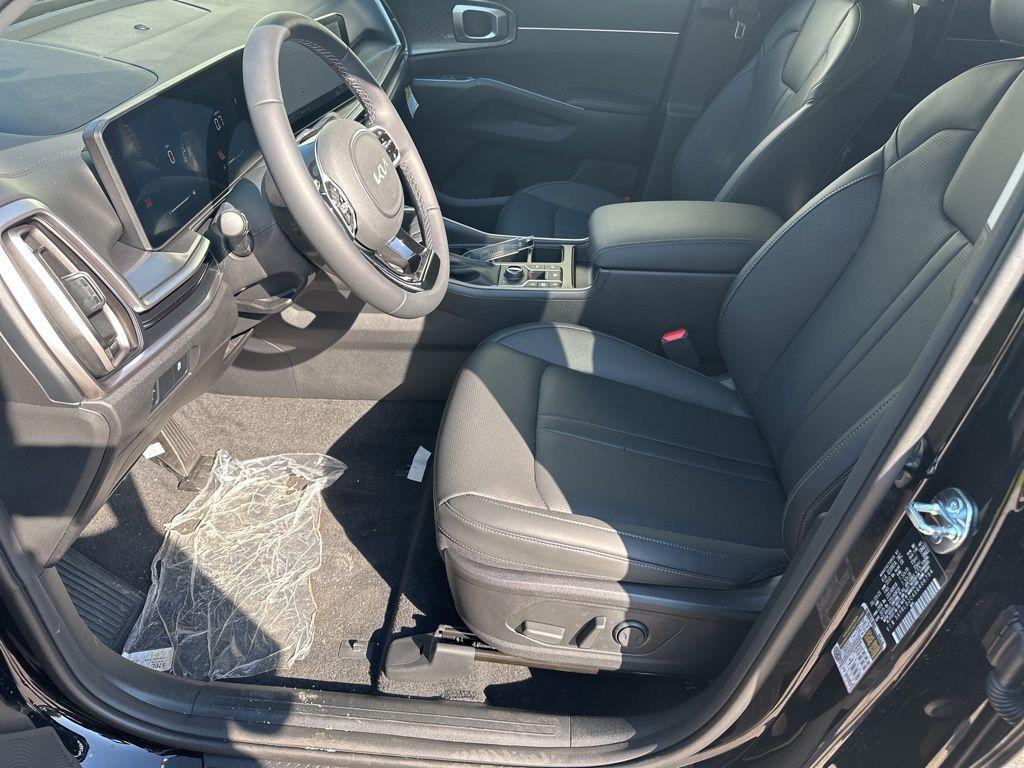new 2025 Kia Sorento car, priced at $38,412