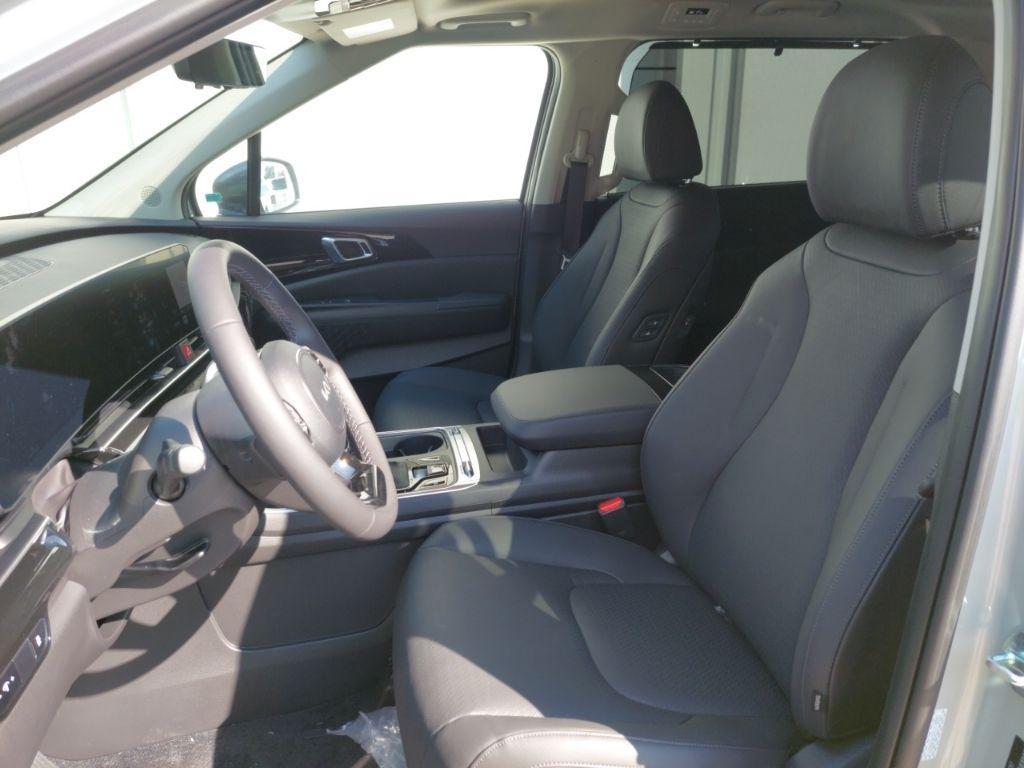 new 2026 Kia Carnival car, priced at $51,309