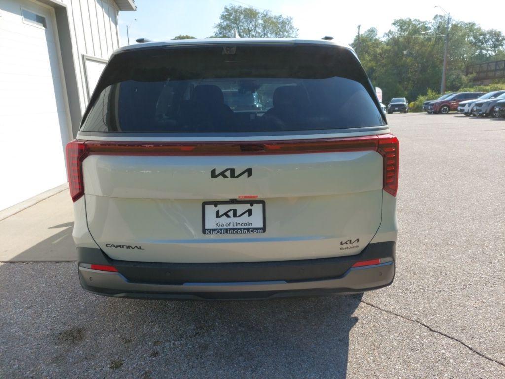 new 2026 Kia Carnival car, priced at $51,309