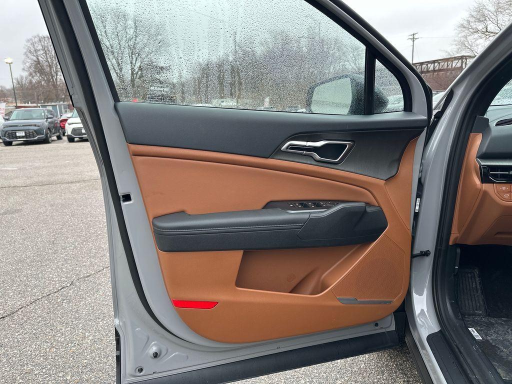 new 2026 Kia Sportage Hybrid car, priced at $37,805