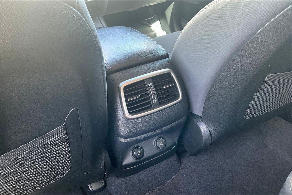 used 2020 Kia Sorento car, priced at $11,684