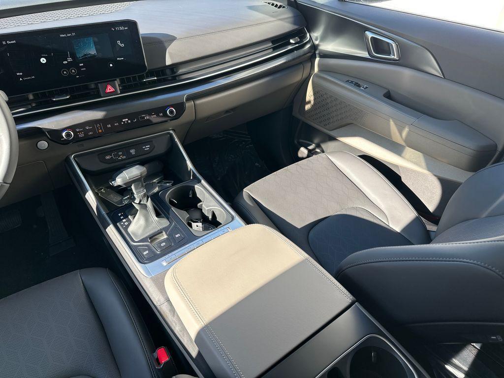 new 2026 Kia Carnival car, priced at $40,173