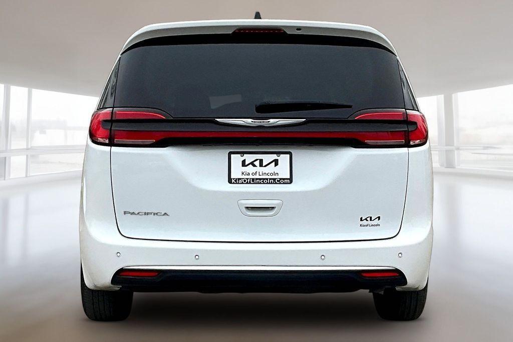used 2023 Chrysler Pacifica car, priced at $25,141