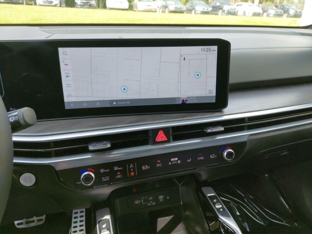 new 2025 Kia Sorento car, priced at $46,065