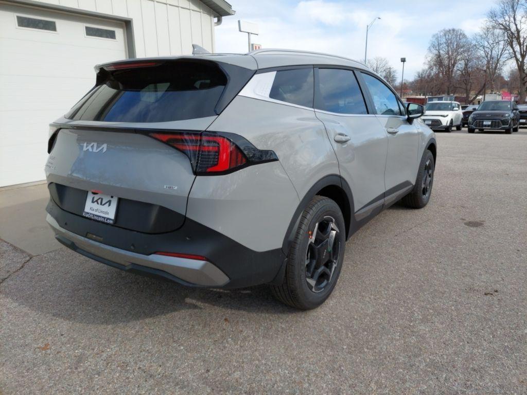 new 2026 Kia Sportage Hybrid car, priced at $35,013