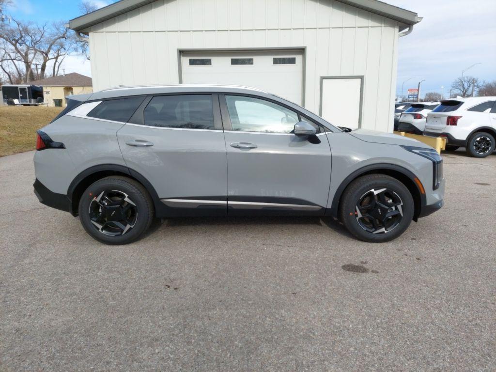 new 2026 Kia Sportage Hybrid car, priced at $35,013