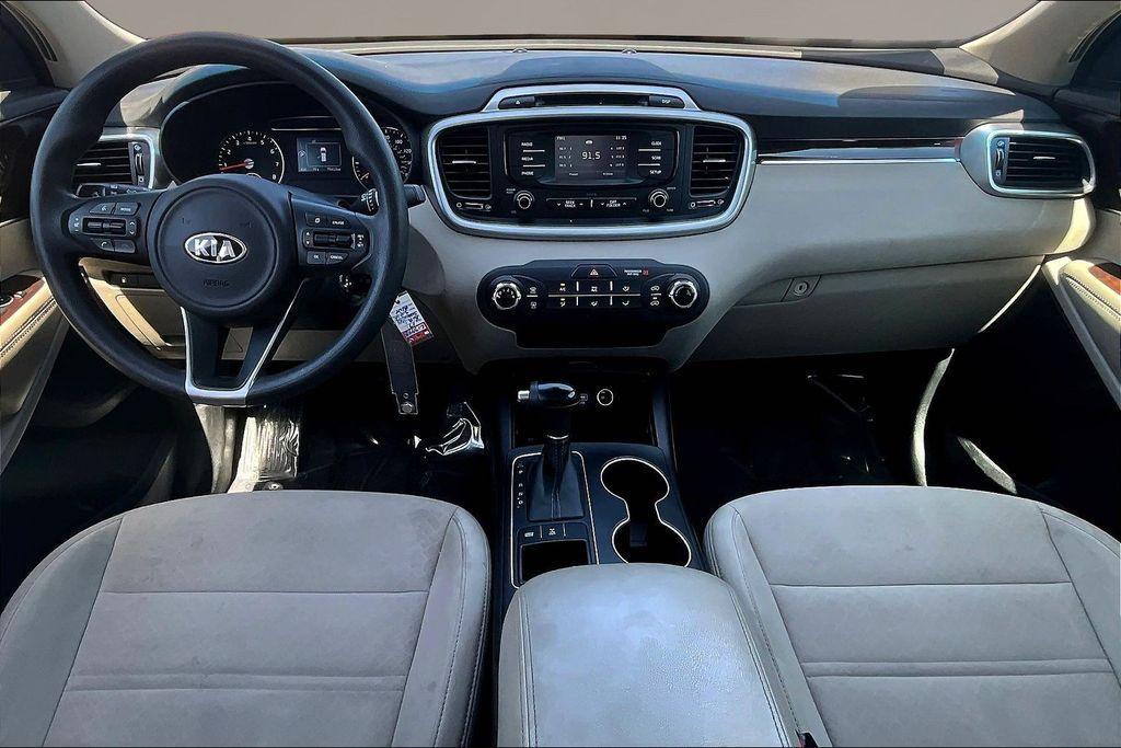 used 2017 Kia Sorento car, priced at $13,887