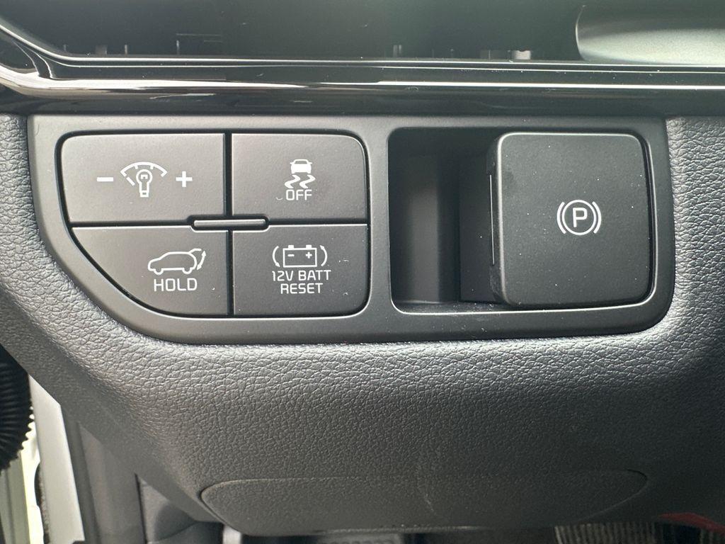 new 2026 Kia Sportage Hybrid car, priced at $37,060