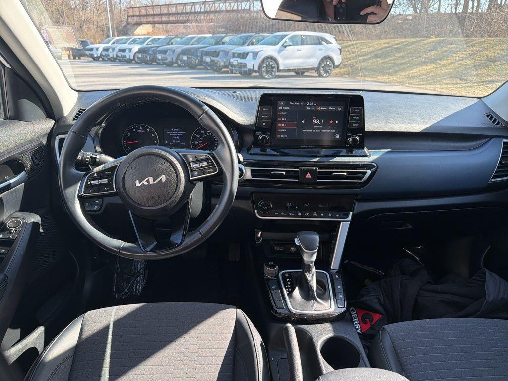 used 2023 Kia Seltos car, priced at $23,973
