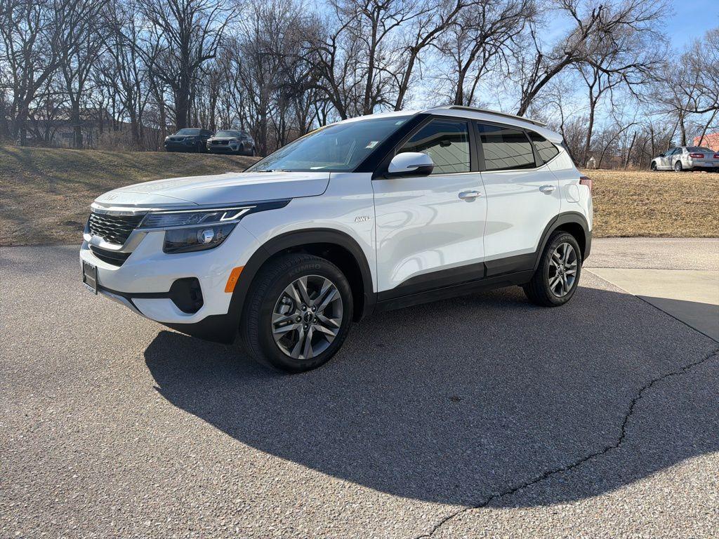 used 2023 Kia Seltos car, priced at $23,973