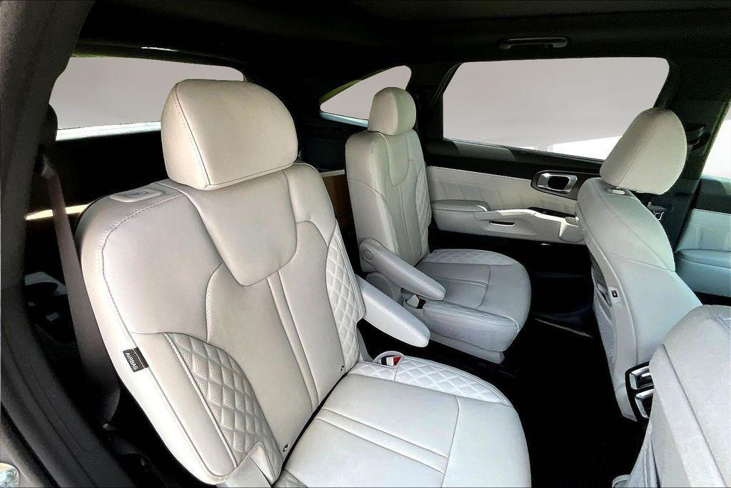 new 2026 Kia Sorento Hybrid car, priced at $49,120