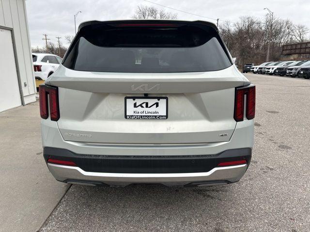 new 2026 Kia Sorento car, priced at $41,660