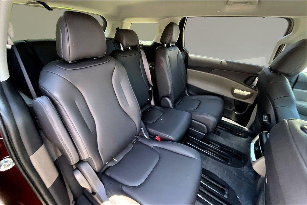 new 2026 Kia Carnival car, priced at $44,268