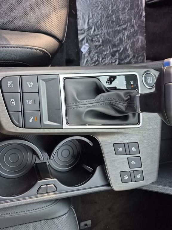 new 2026 Kia Sportage car, priced at $40,259