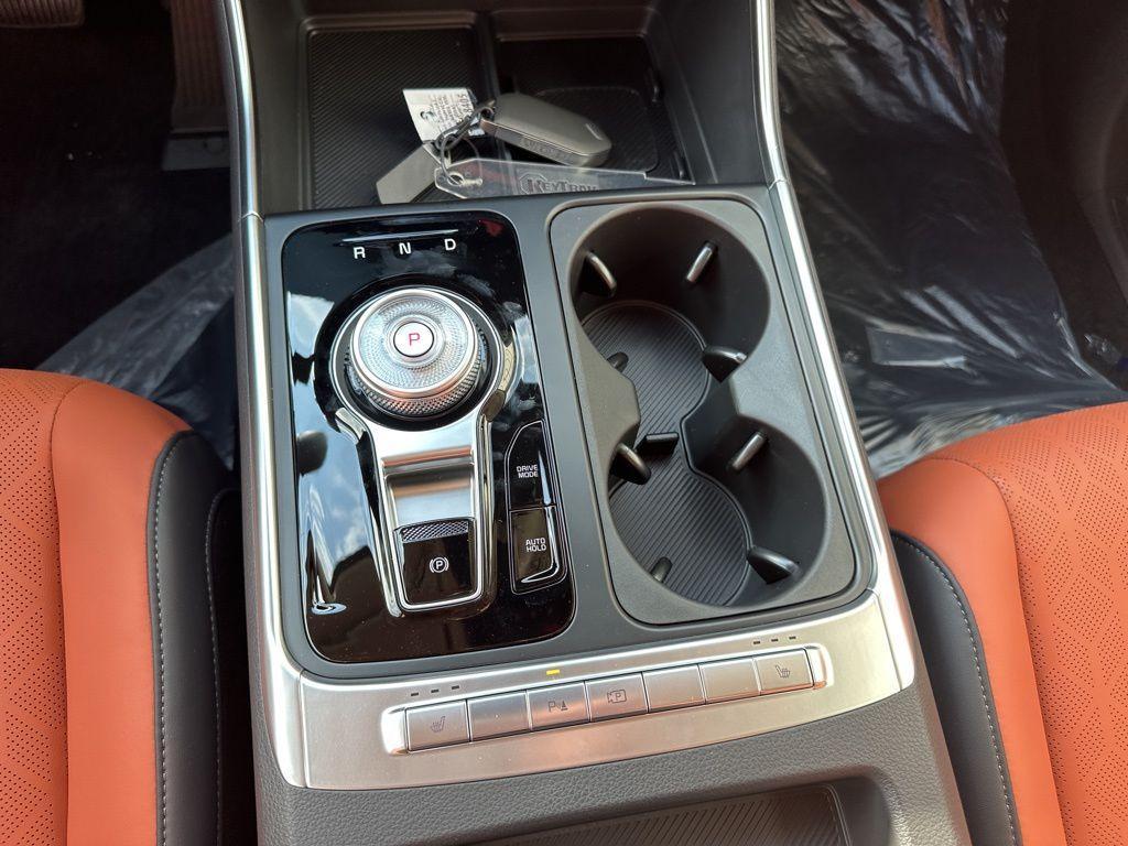 new 2026 Kia Carnival Hybrid car, priced at $44,812