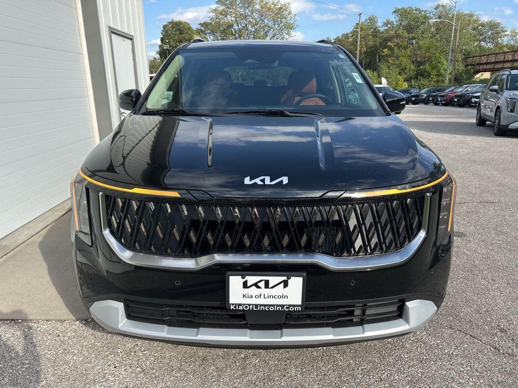 new 2026 Kia Carnival Hybrid car, priced at $44,812