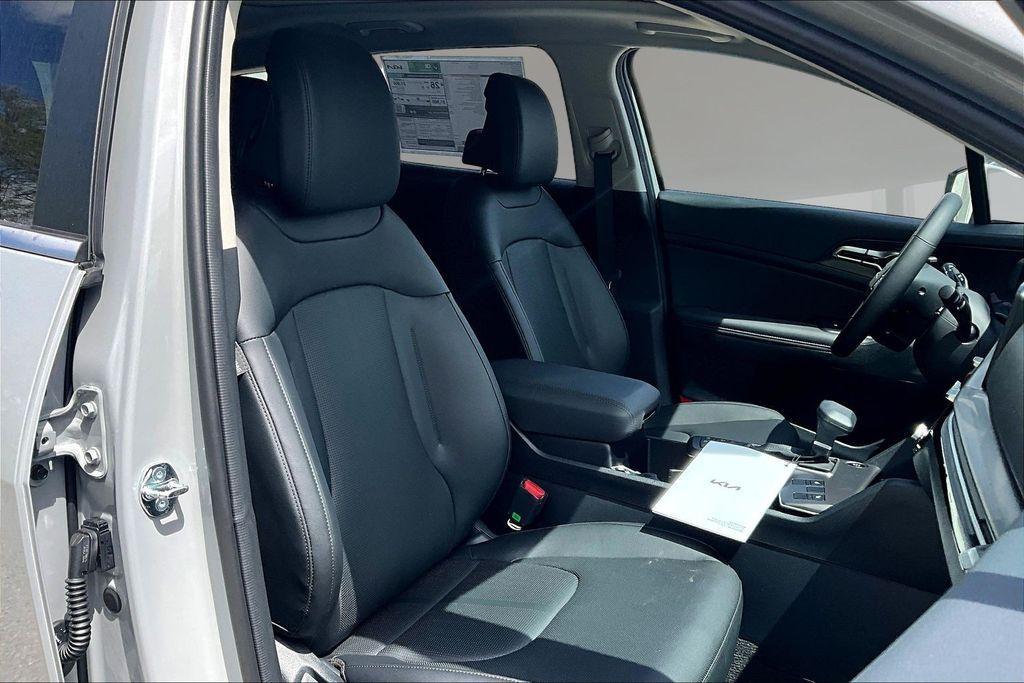 new 2026 Kia Sportage car, priced at $35,735