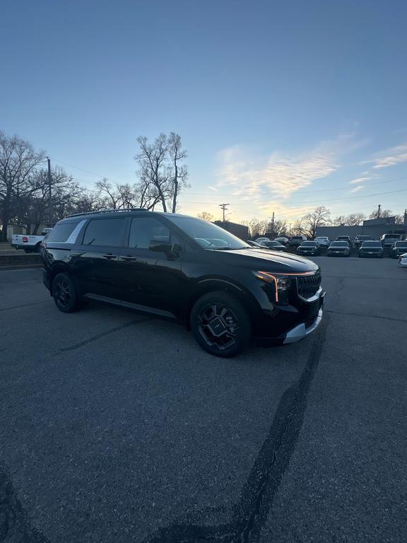 new 2026 Kia Carnival Hybrid car, priced at $44,984