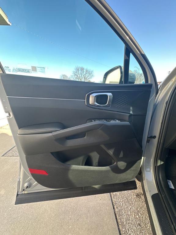 new 2026 Kia Sorento car, priced at $38,565
