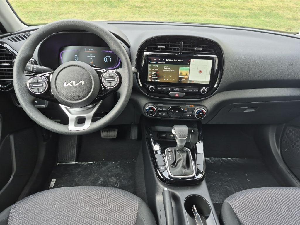new 2025 Kia Soul car, priced at $24,277