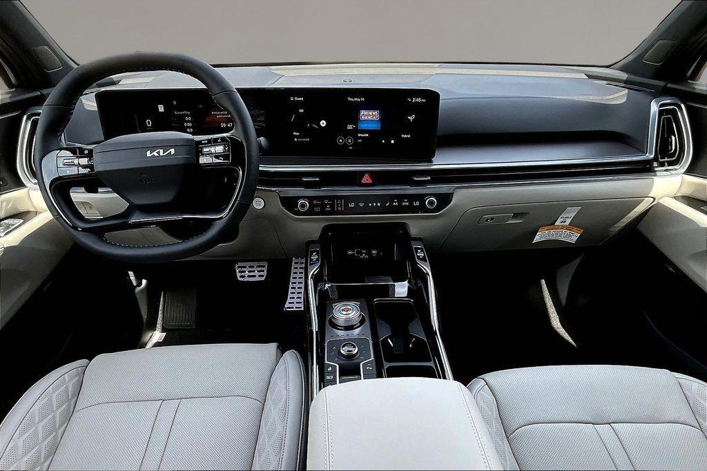 new 2026 Kia Sorento Hybrid car, priced at $49,244