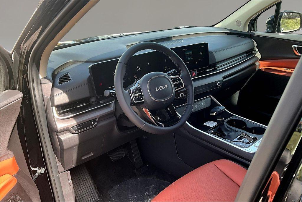 new 2026 Kia Carnival car, priced at $43,625