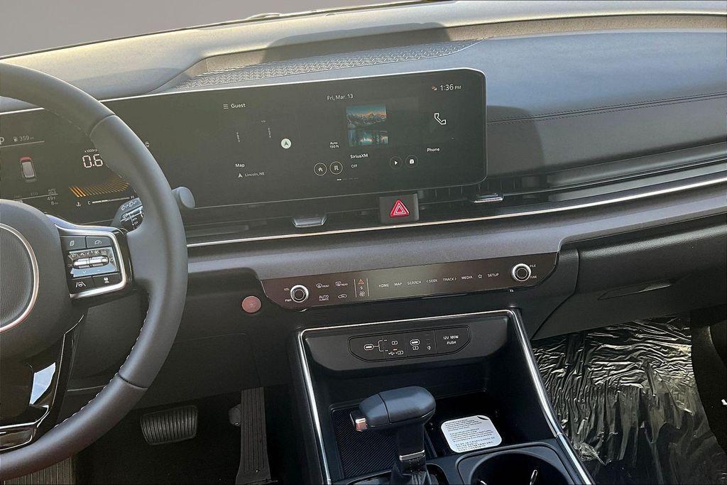 new 2026 Kia Carnival car, priced at $43,625