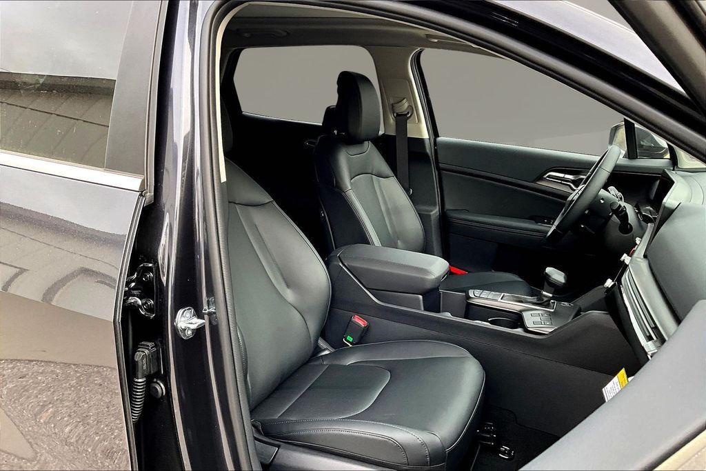 new 2026 Kia Sportage car, priced at $35,240