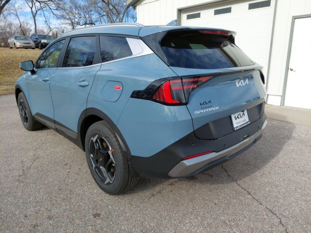 new 2026 Kia Sportage Hybrid car, priced at $35,410