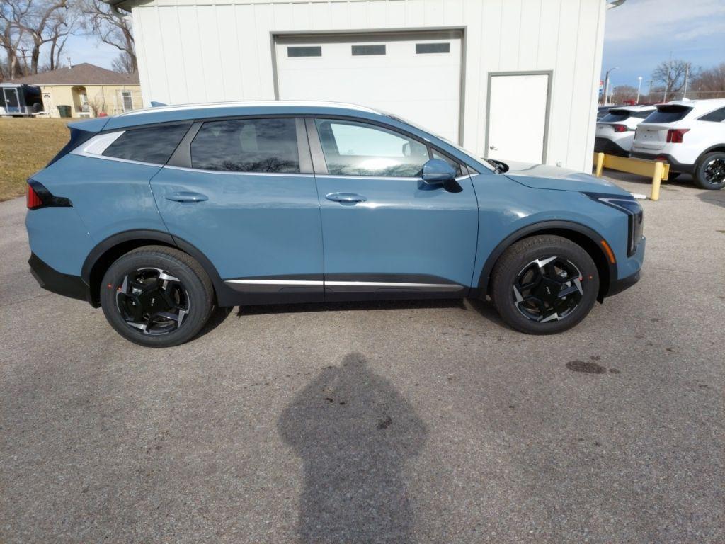 new 2026 Kia Sportage Hybrid car, priced at $35,410