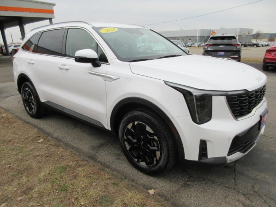 used 2024 Kia Sorento car, priced at $27,990