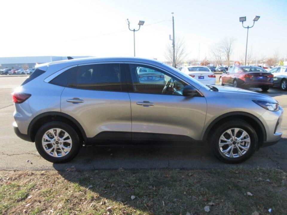 used 2024 Ford Escape car, priced at $19,990