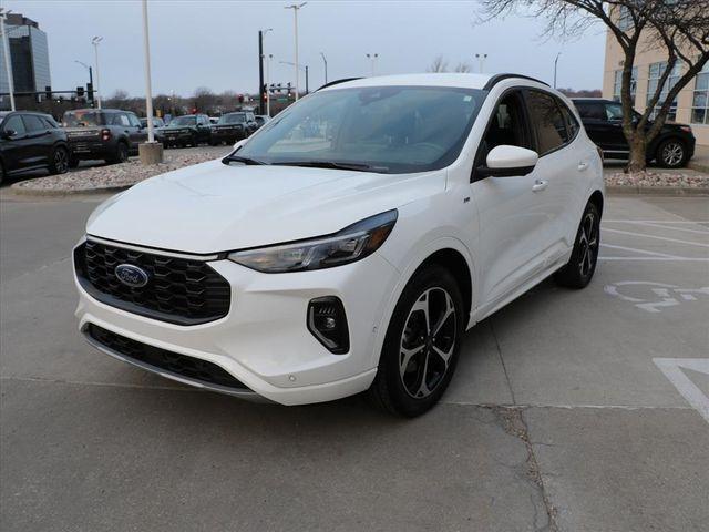 used 2023 Ford Escape car, priced at $27,882