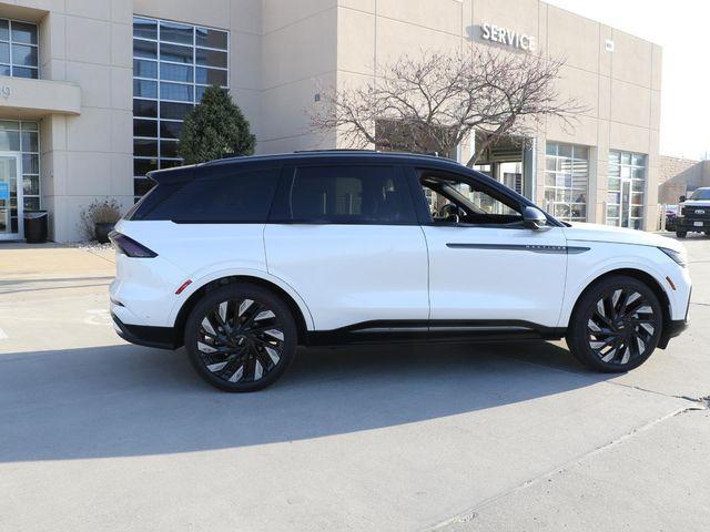 used 2024 Lincoln Nautilus car, priced at $49,978