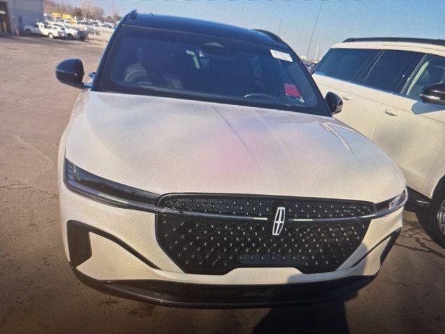 used 2024 Lincoln Nautilus car, priced at $51,978