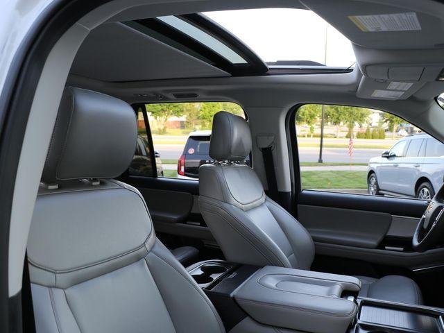 used 2025 Ford Expedition car, priced at $58,970