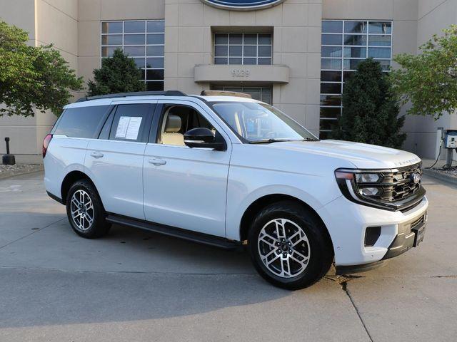 used 2025 Ford Expedition car, priced at $58,970