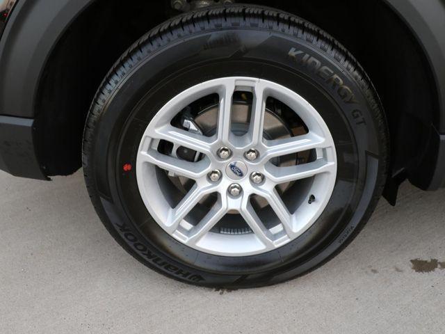 new 2026 Ford Explorer car, priced at $40,218