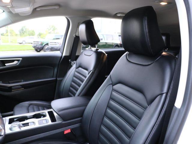 used 2024 Ford Edge car, priced at $30,946