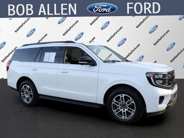 used 2025 Ford Expedition car, priced at $55,980