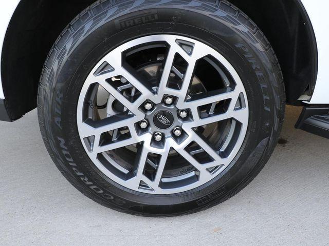 used 2025 Ford Expedition car, priced at $55,980
