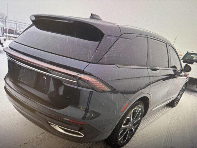 used 2024 Lincoln Nautilus car, priced at $51,988