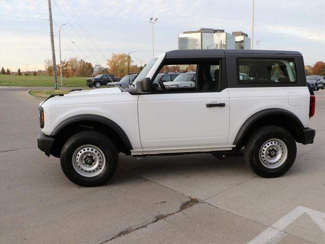 new 2025 Ford Bronco car, priced at $40,140