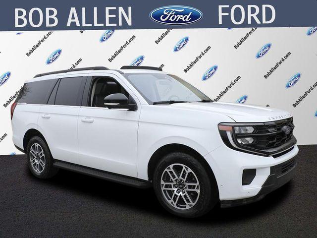 used 2025 Ford Expedition car, priced at $59,916