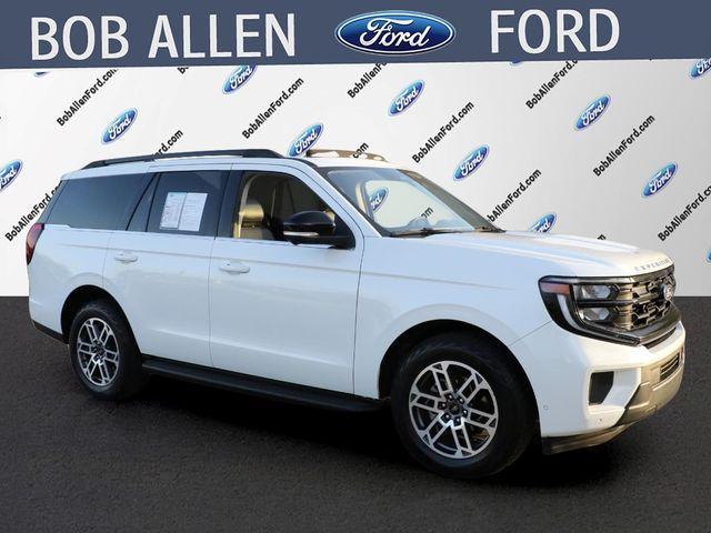 used 2025 Ford Expedition car, priced at $57,980
